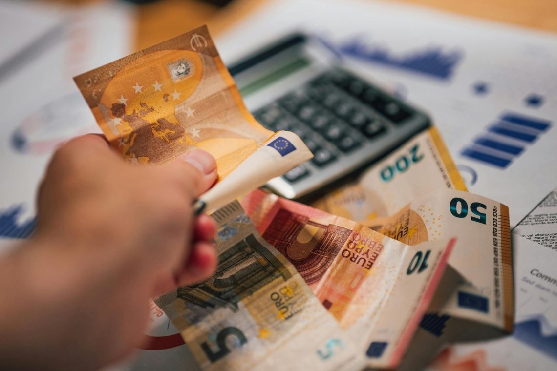 Plače v hrvaškem javnem sektorju dosegajo slovensko raven