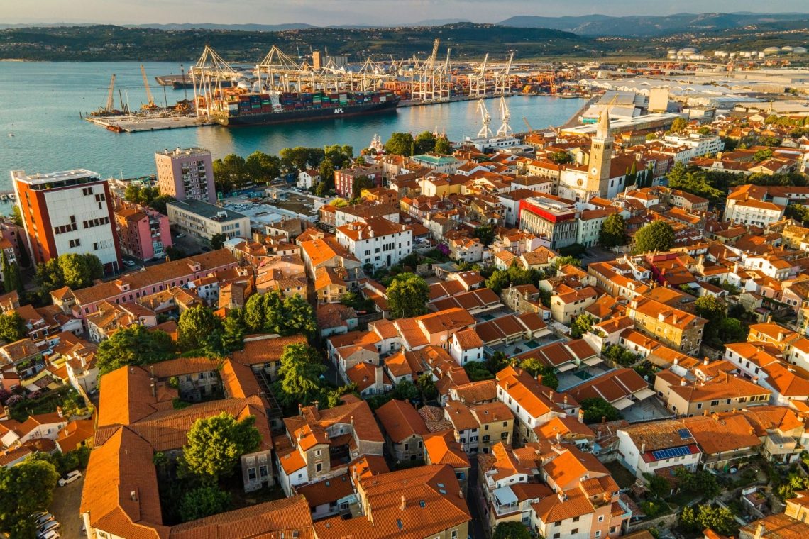 Urejanje Muzejskega trga prinaša novo podobo starega mestnega jedra