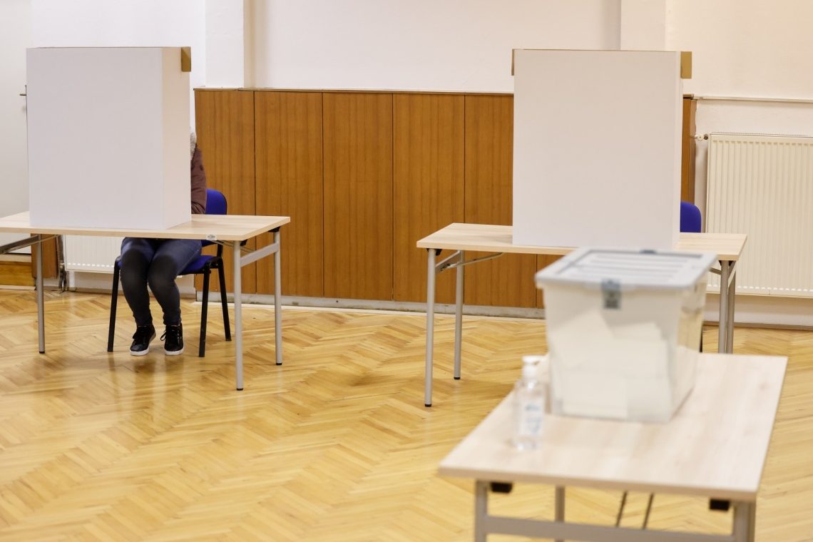 V treh dneh predčasnega glasovanja glasovalo 1,36 odstotka volivcev