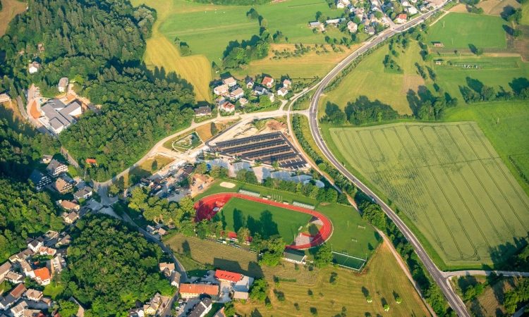 Brezplačni avtobusi in nova parkirišča za lažji obisk Bleda
