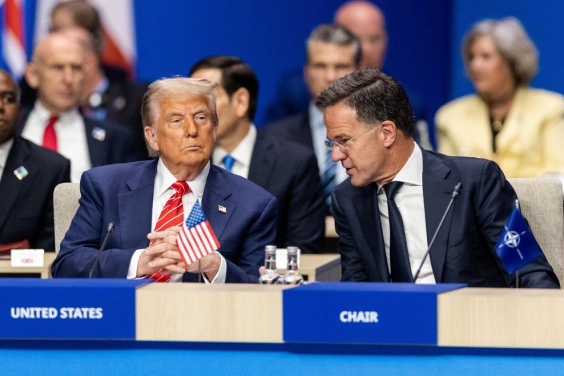 Rutte se Trumpu pošalil z vzdevkom "očka"