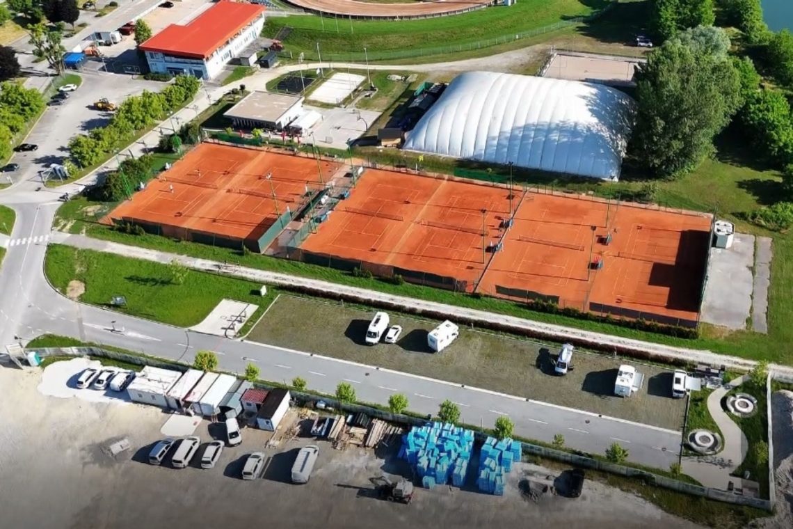 Krško uspešno do sredstev za obnovo teniških igrišč