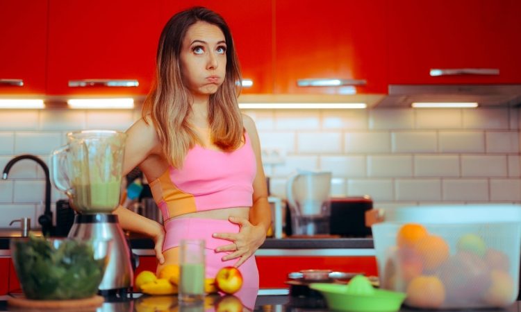 Napihnjenost ob dieti z več beljakovinami lahko preprečite z vlakninami in tekočino