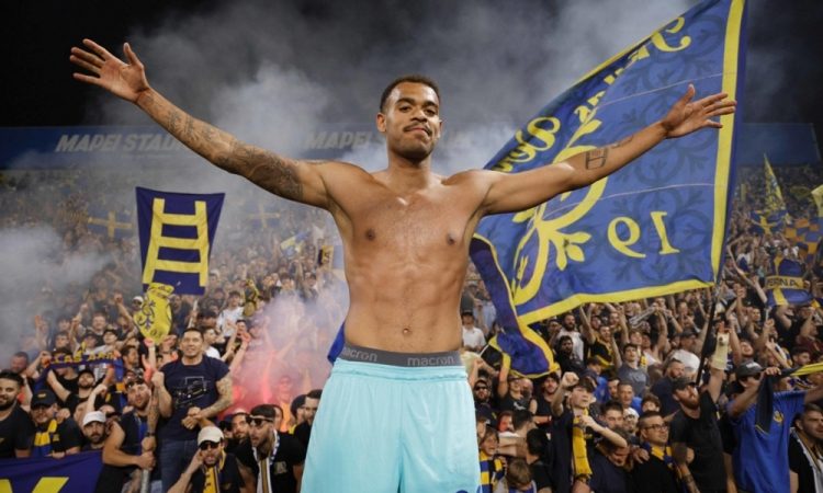 Cyril Ngonge iz Neaplja v Torino