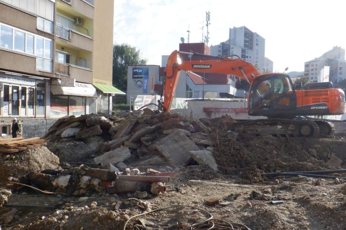 Obnova Cankarjeve ceste v polnem teku, obiskovalce vabijo s posebnimi ugodnostmi