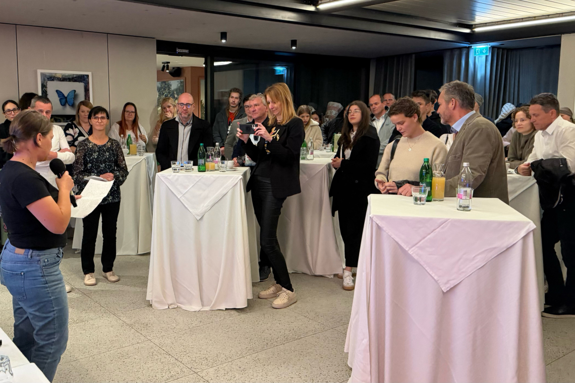 Fundacija Tadeja Pogačarja podelila štipendije mladim, ki so preživeli boj z rakom