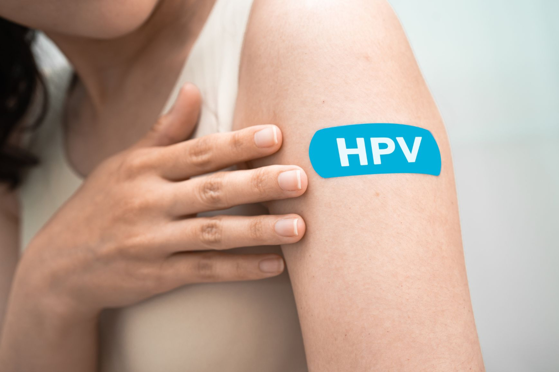 V številnih zdravstvenih domovih danes brezplačno cepljenje proti HPV