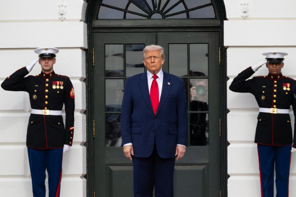 Trump zahteva objavo vseh Epsteinovih dosjejev