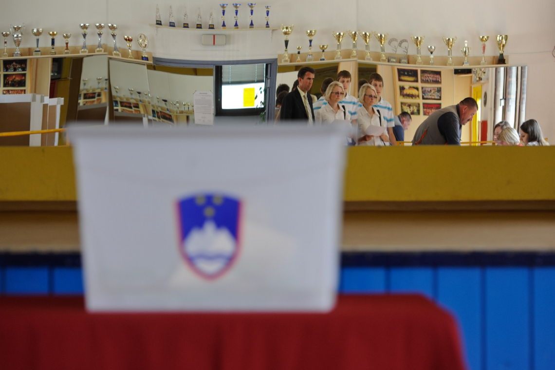 Vlada na ustavno sodišče zaradi volilnih odlokov treh občin