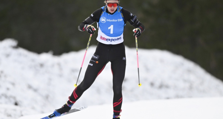 Elvira Öberg zanesljivo slavila v Oberhofu, Repinc in Klemenčič v točkah