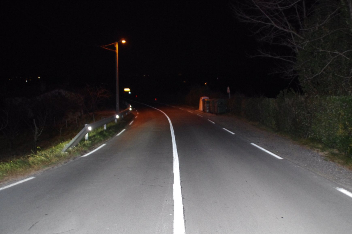 Policija išče voznika, ki je po trčenju s pešcem pobegnil s kraja nesreče