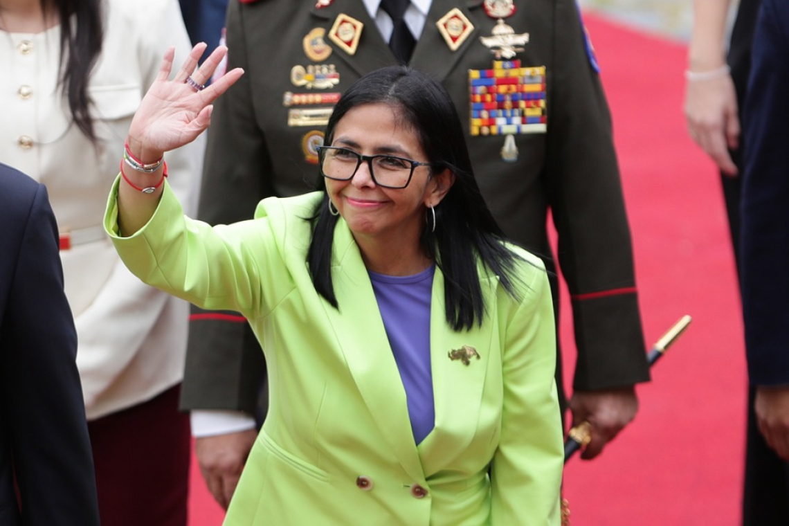 Vojska in policija prisegli zvestobo začasni predsednici Venezuele
