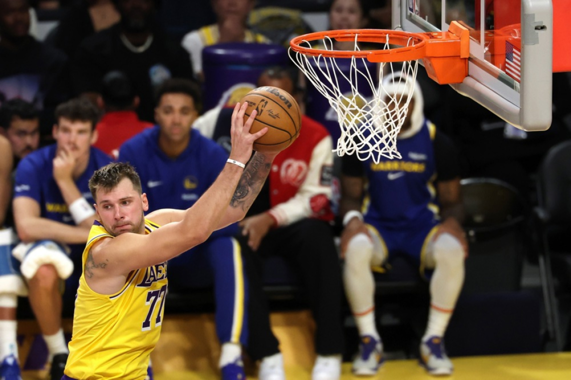 Luka Dončić z 51 točkami prinesel zmago Los Angelesu nad Chicagom 